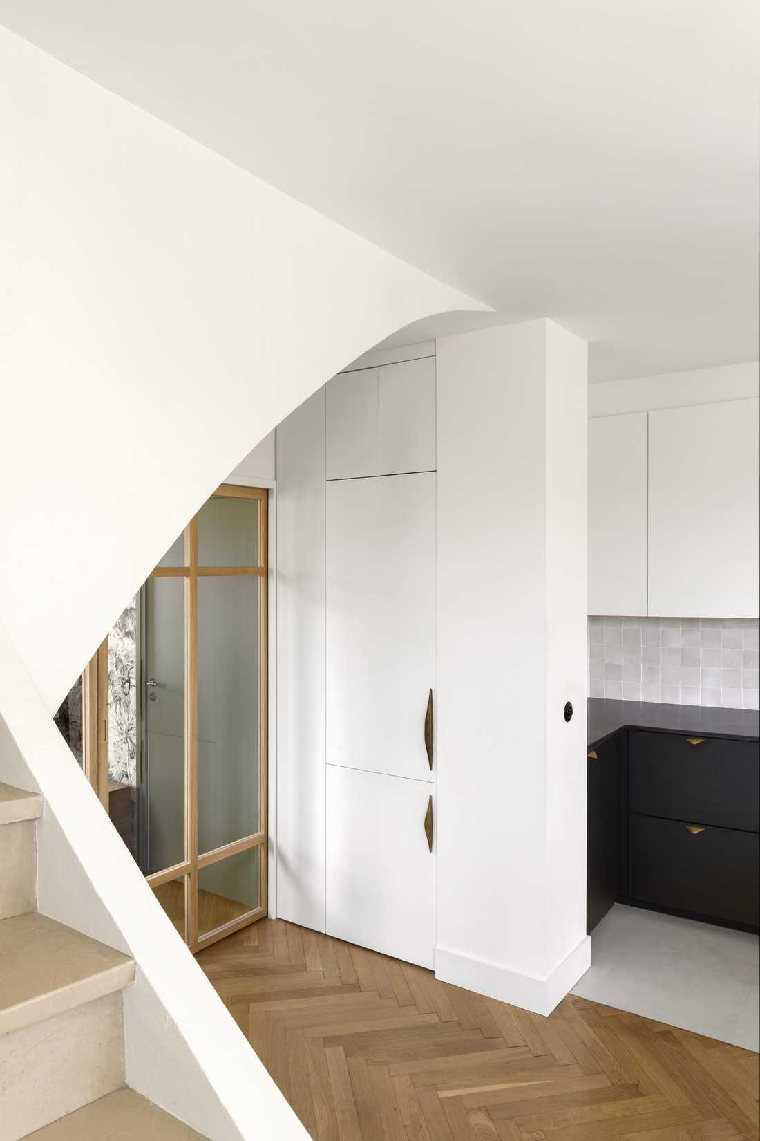 Rangement sur mesure dans l'entrée