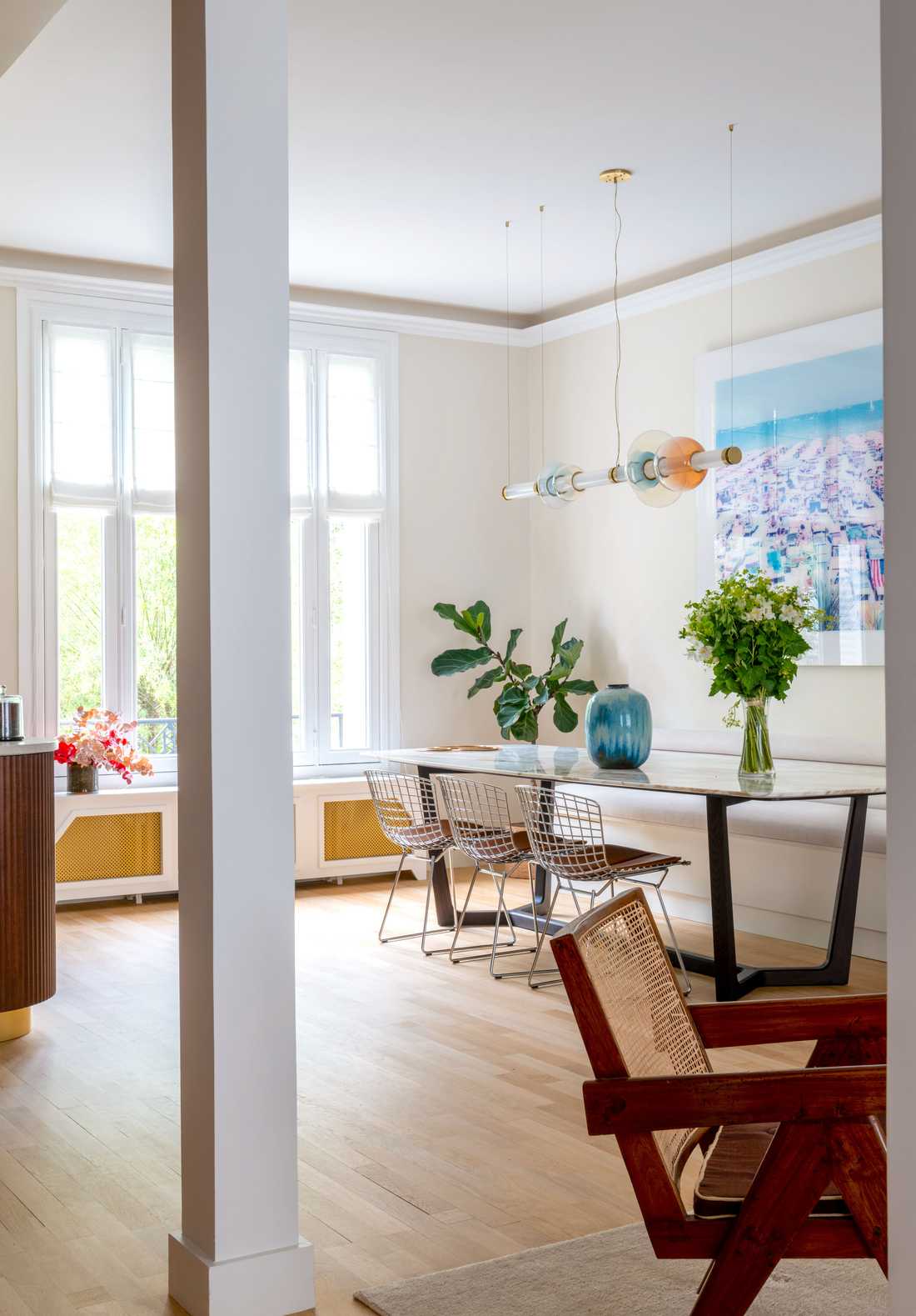 Salle à manger d'une maison à Marseille rénovée par un décorateur d'intérieur