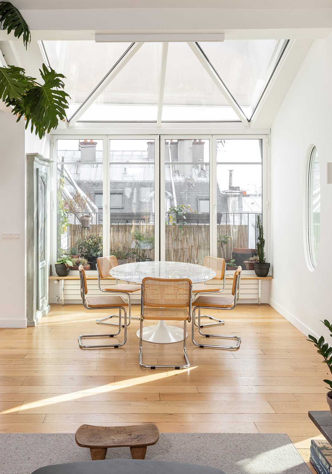 Salle à manger amenagée par un architecte d'interieur à Marseille