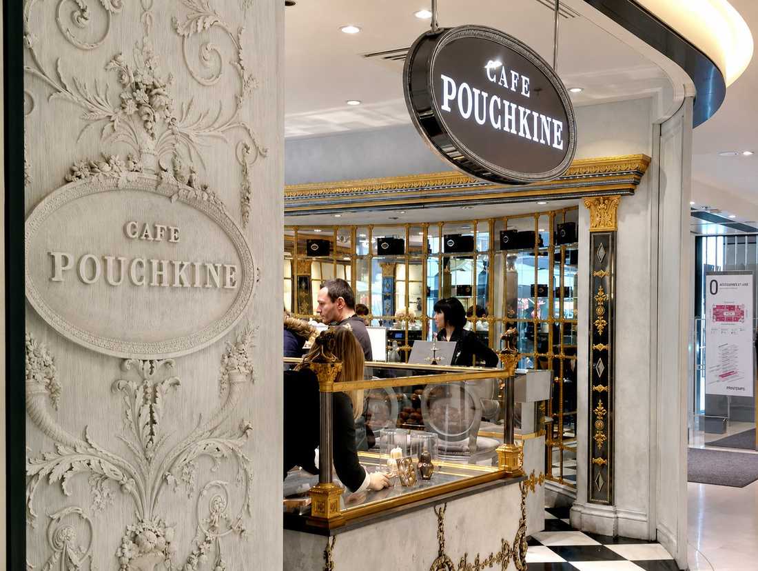 Aménagement d'un café par un architecte spécialiste de l'architecture commerciale in Marseille