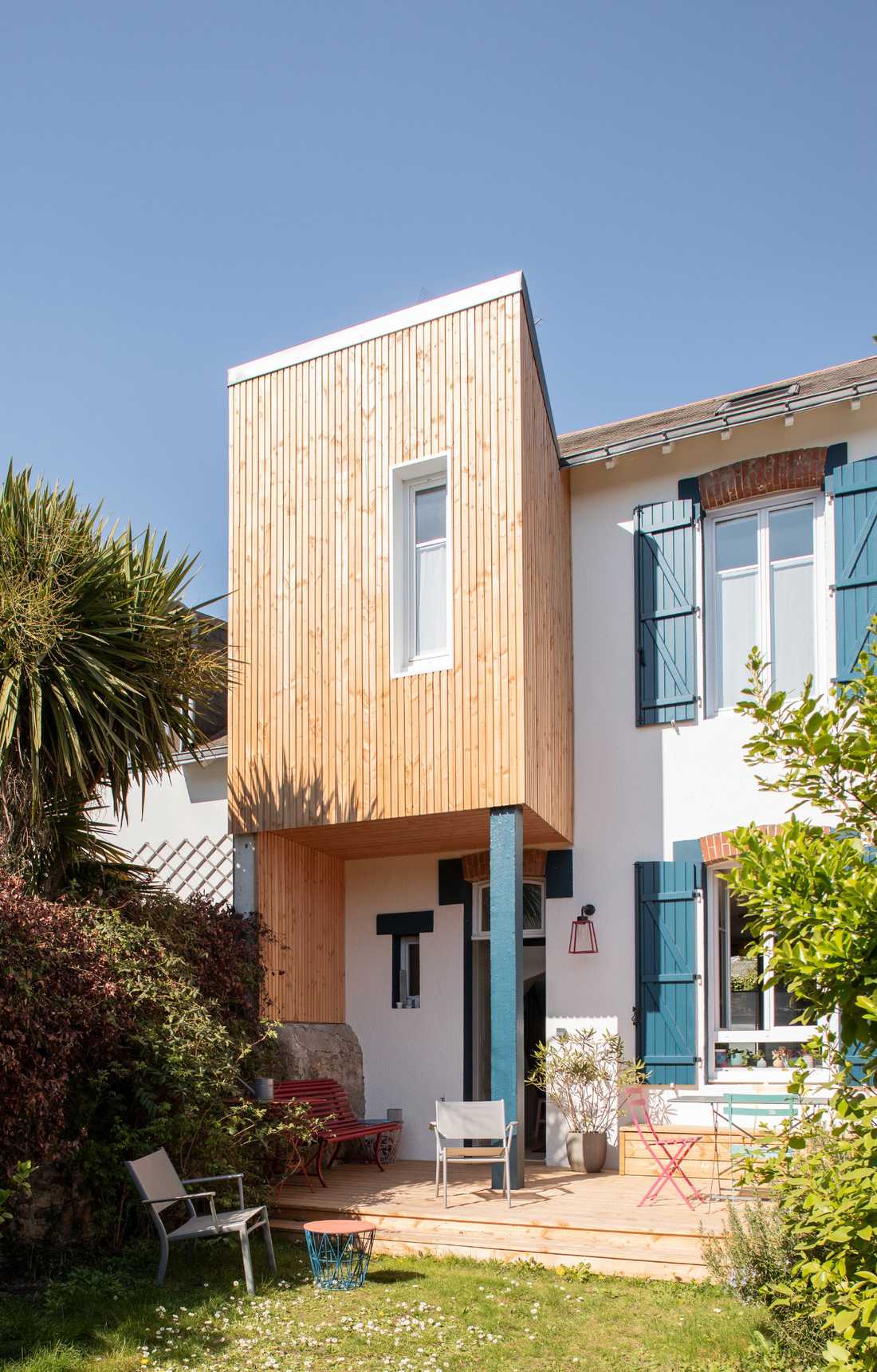 Architect-designed townhouse extension in Marseille