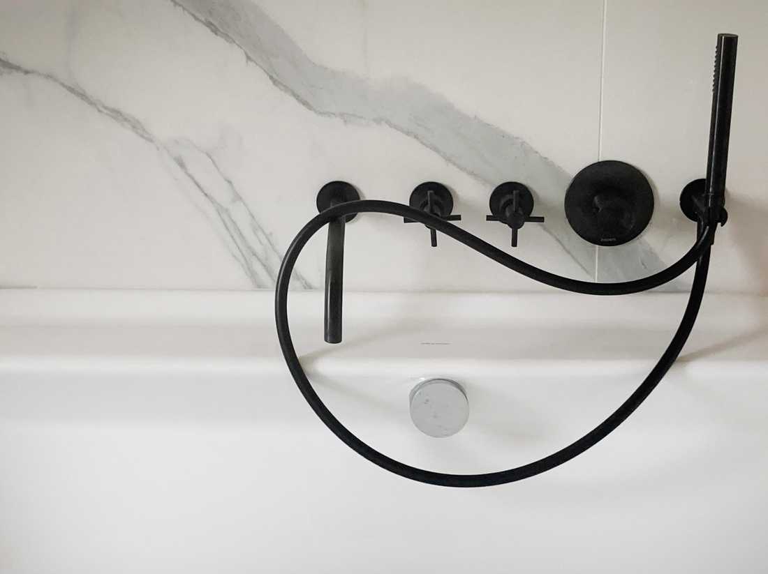 Détail de la décoration de la salle de bain
