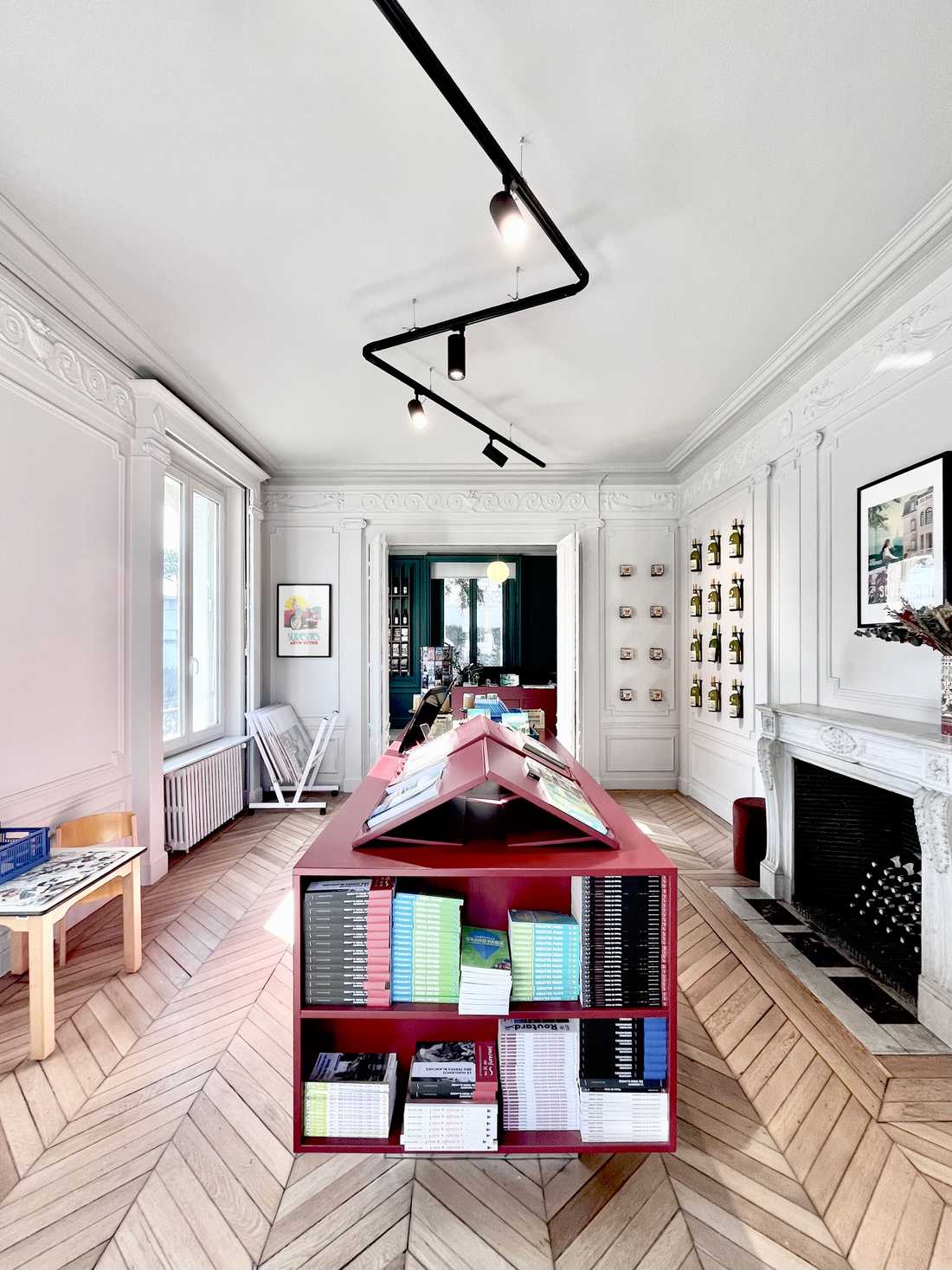 Aménagement de la boutique d'un musée par un architecte d'intérieur à Marseille