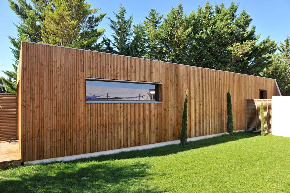 Construction d'un showroom en bois par un architecte