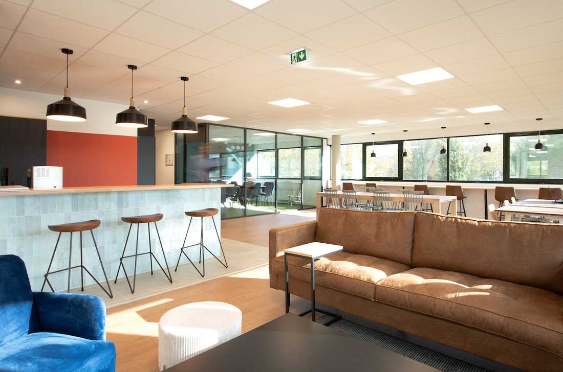 Architecture tertiaire : aménagement intérieur des locaux de votre entreprise dans les Bouches du Rhône