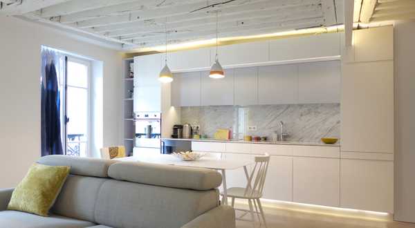 Avant - Après de l'optimisation de l'espace d'un appartement à Marseille par un architecte d'intérieur